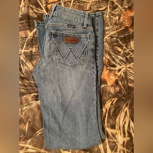 Women’s Wrangler Jeans